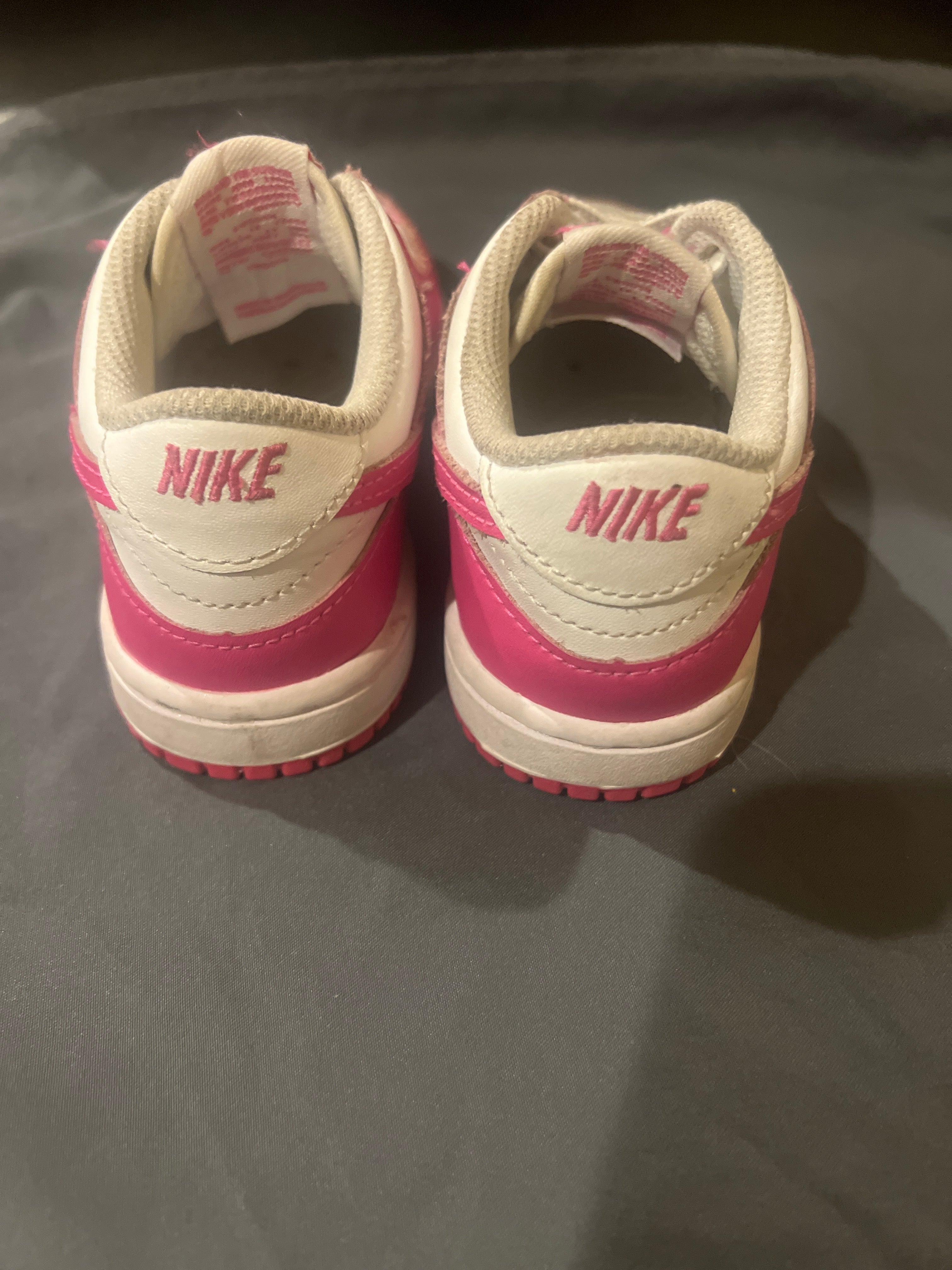 Nike girls low dunk