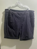 Terra & Sky Black Roll Cuff Denim Shorts – Size 2X