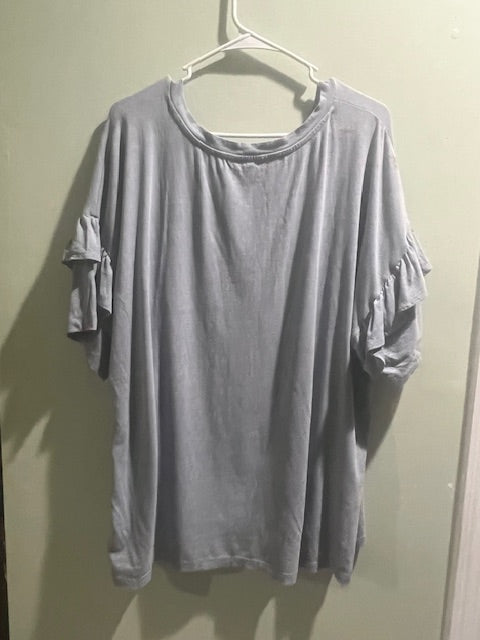 Terra & Sky Plus Size Gray Ruffle Sleeve Top – Size 2X