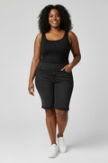 Terra & Sky Black Roll Cuff Denim Shorts – Size 2X